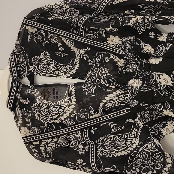 Brand New - never worn - black and white floral dress - Picture 3 of 5